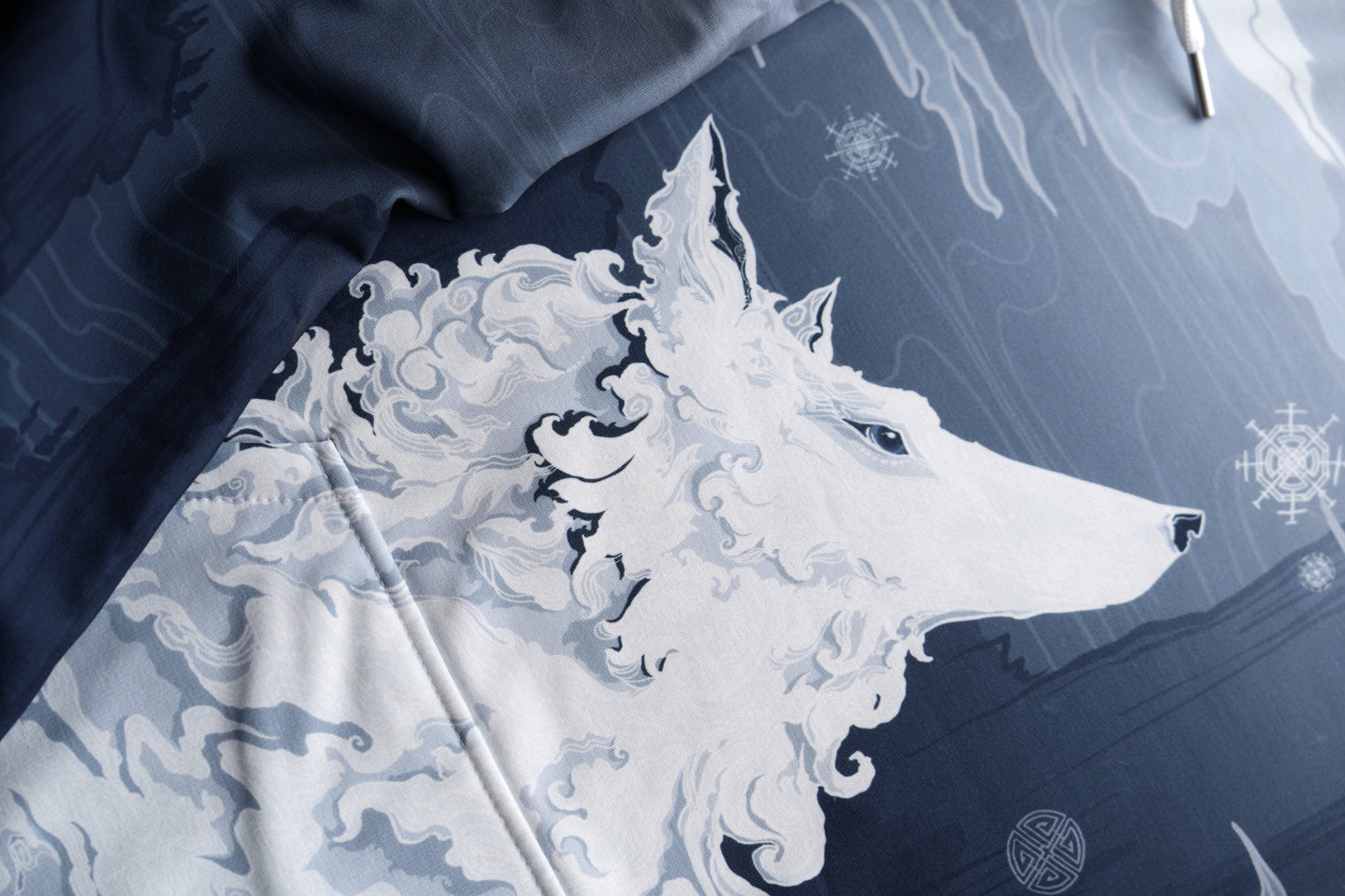 White Winter Wolf - Unisex Pullover Hoodie