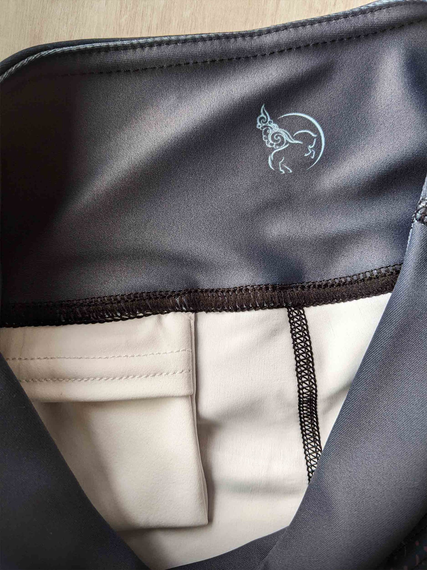 Sakura Chinese Dragon Dusk - Yoga Leggings