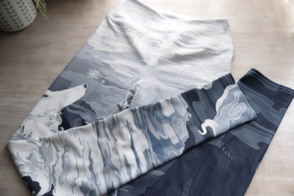 Chinese White Winter Wolf - Yoga Leggings