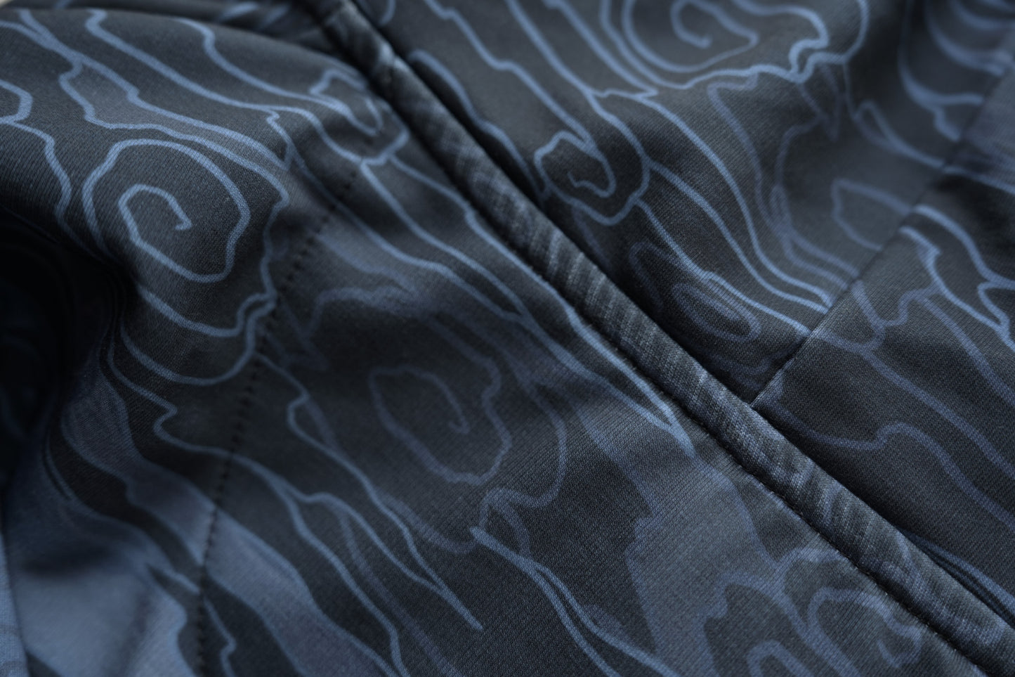 Dark Winter Wolf - Unisex Pullover Hoodie