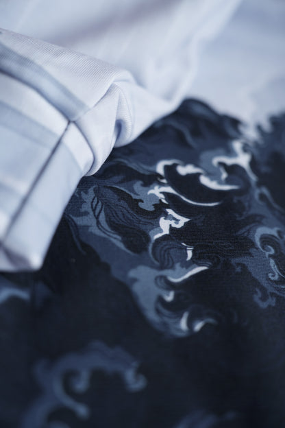 Dark Winter Wolf - Unisex Pullover Hoodie