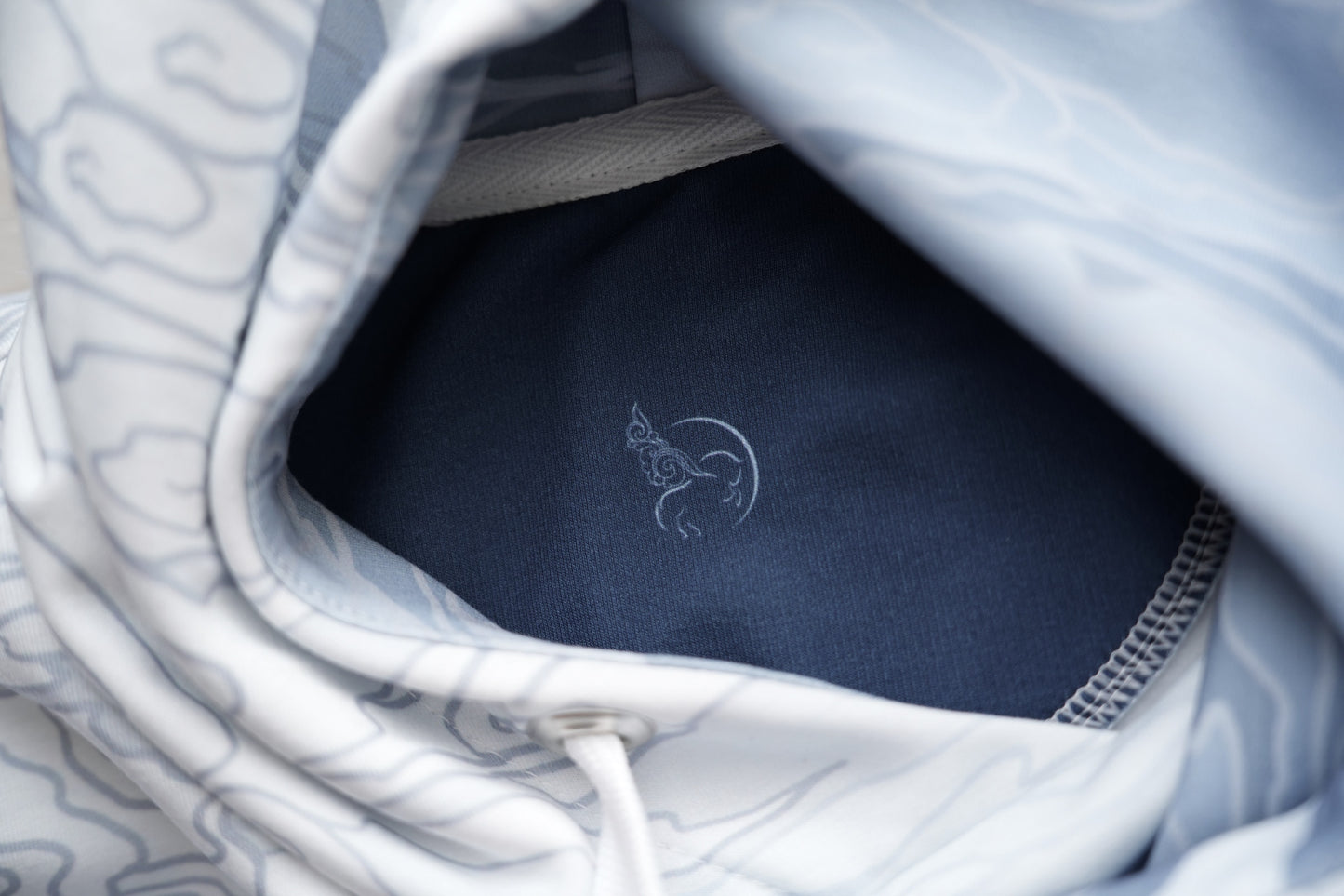 White Winter Wolf - Unisex Pullover Hoodie