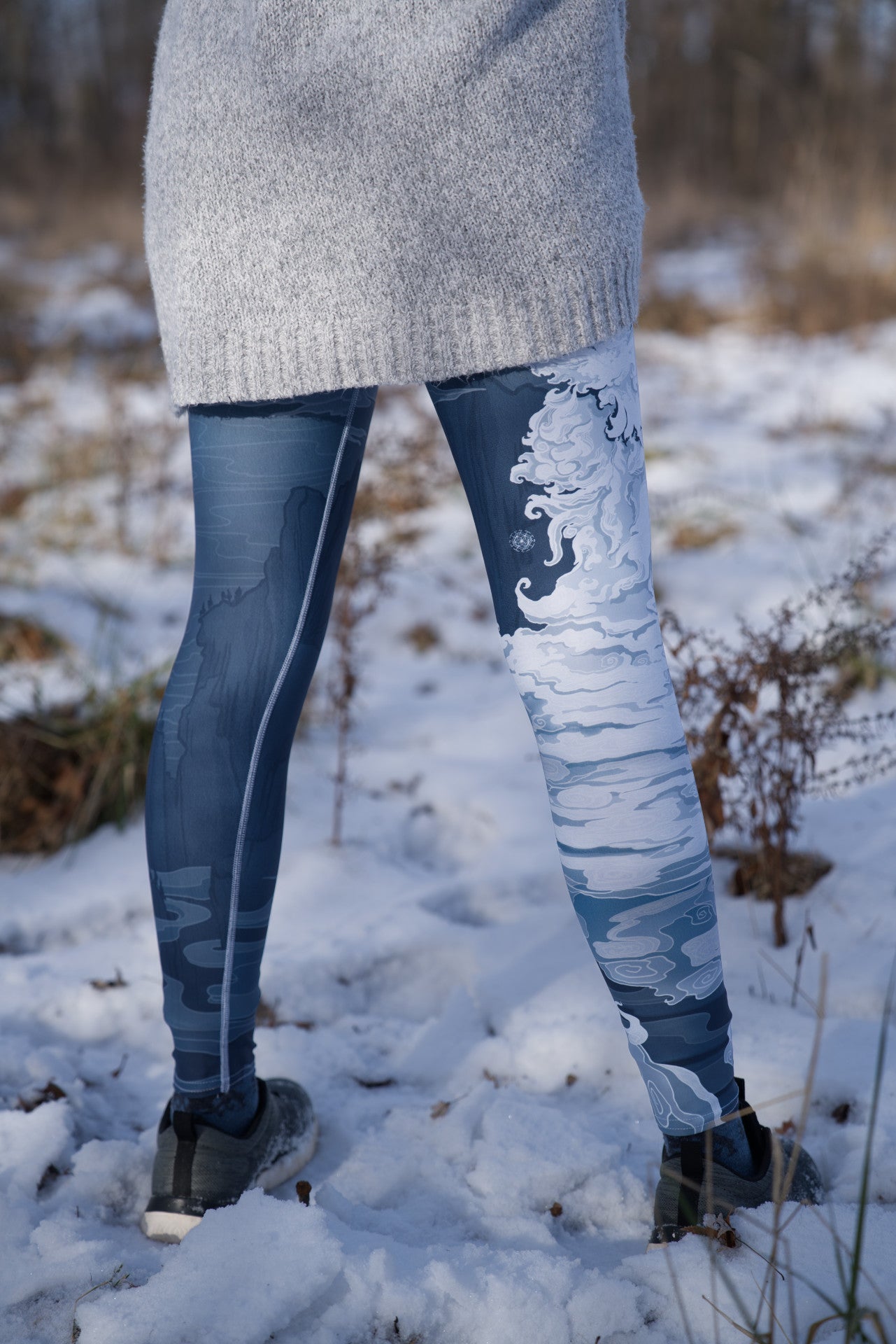 Chinese White Winter Wolf - Yoga Leggings