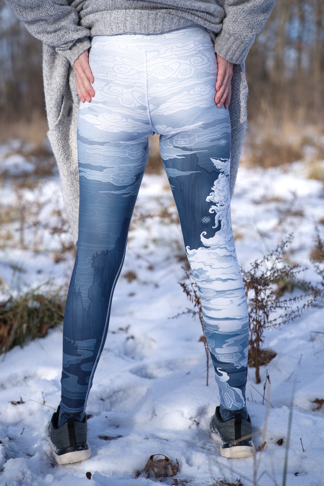 Chinese White Winter Wolf - Yoga Leggings