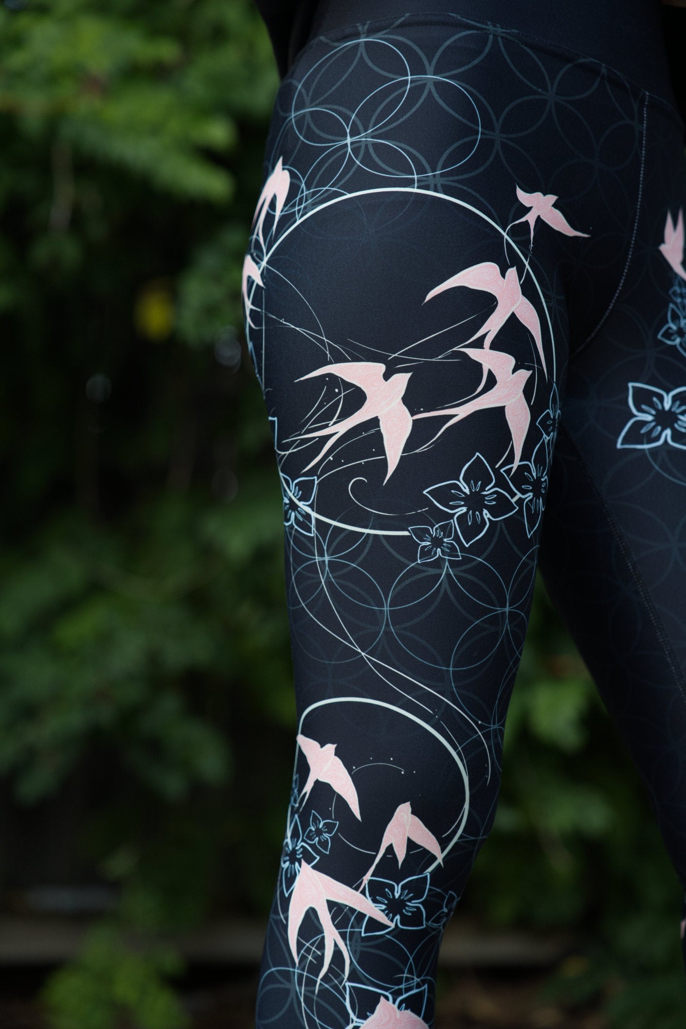 Swallows - Yoga Leggings
